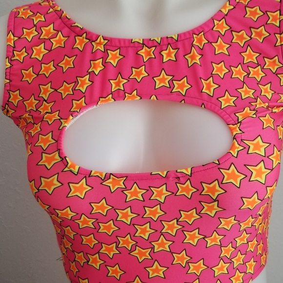 Sandy's fun clothes - Picture 5 of 11